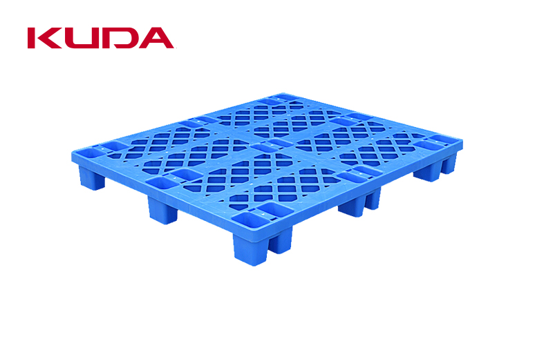 Design characteristics of lightweight plastic pallets